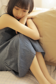 强奸女老师详情介绍